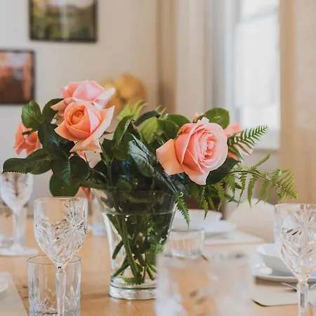 Moderne Altbauwohnung *