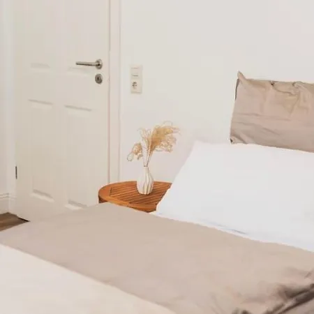 Moderne Altbauwohnung 아파트