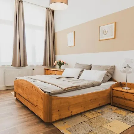 Moderne Altbauwohnung 아파트 *