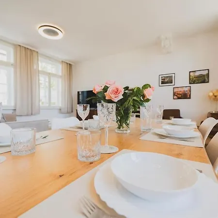 아파트 Moderne Altbauwohnung 포르츠하임