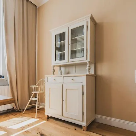 Apartment Moderne Altbauwohnung *