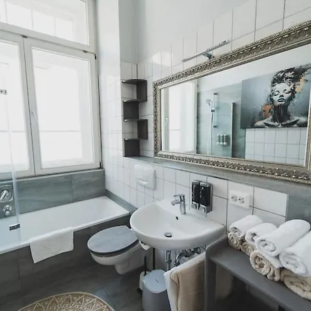 Moderne Altbauwohnung *