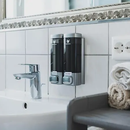 Apartment Moderne Altbauwohnung *