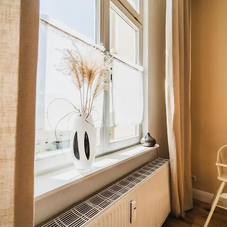Moderne Altbauwohnung 아파트 포르츠하임